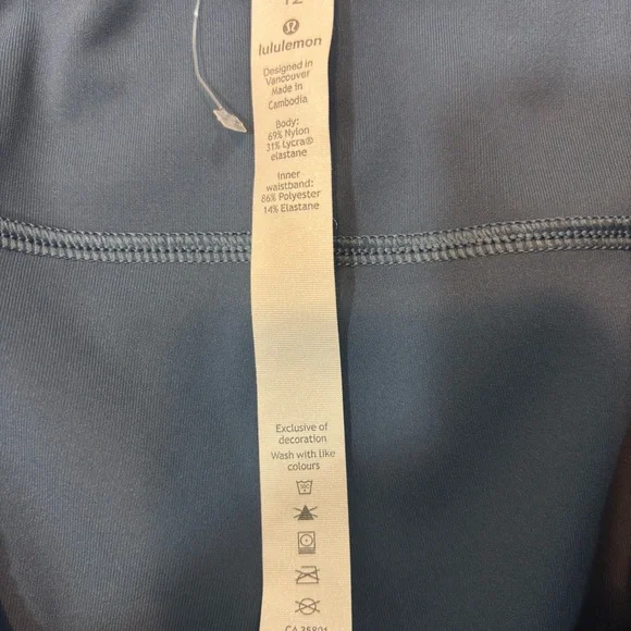 Lululemon On The Fly Pant - Picture 4 of 4